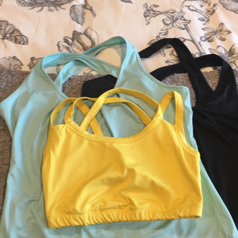 Women’s Kiava sports bundle size Large